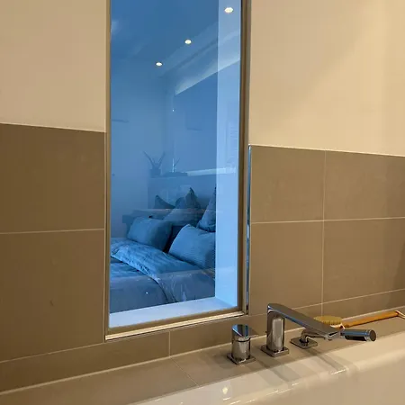 Apartmán Moderne Penthouse Mit Einzigartigem Balkon *