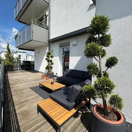 Moderne Penthouse Mit Einzigartigem Balkon Apartmán *