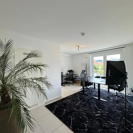 Moderne Penthouse Mit Einzigartigem Balkon Apartmán Weißenburg in Bayern