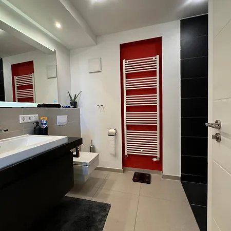 Moderne Penthouse Mit Einzigartigem Balkon Apartmán Weißenburg in Bayern