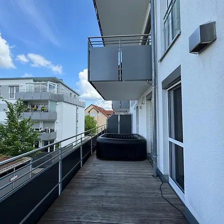 Moderne Penthouse Mit Einzigartigem Balkon Weißenburg in Bayern