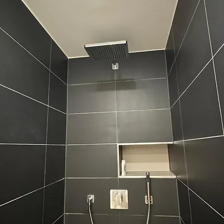 Moderne Penthouse Mit Einzigartigem Balkon Apartmán *