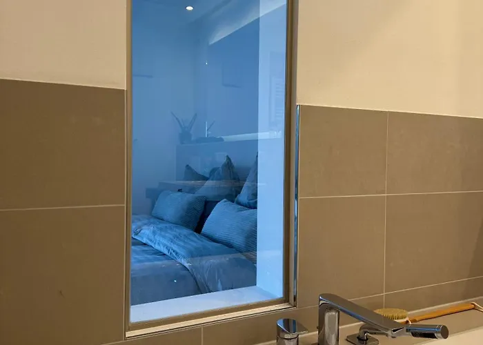 아파트 Moderne Penthouse Mit Einzigartigem Balkon *