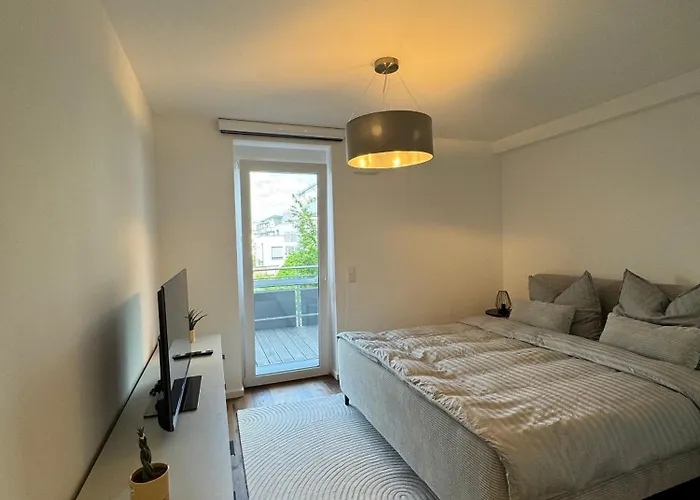 Moderne Penthouse Mit Einzigartigem Balkon 아파트