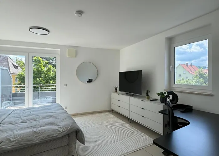 아파트 Moderne Penthouse Mit Einzigartigem Balkon *