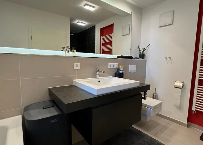 Moderne Penthouse Mit Einzigartigem Balkon